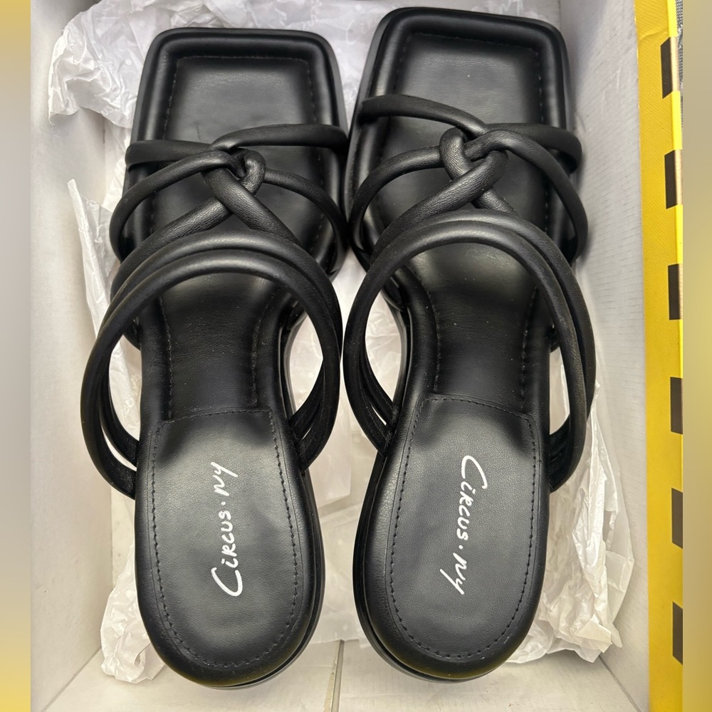 Circus by Sam Edelman Black Savanna Strappy Sandal